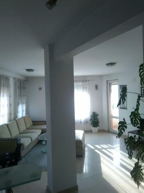 2 Rooms Apartment Plovdiv Kichuk Paris Luaran gambar